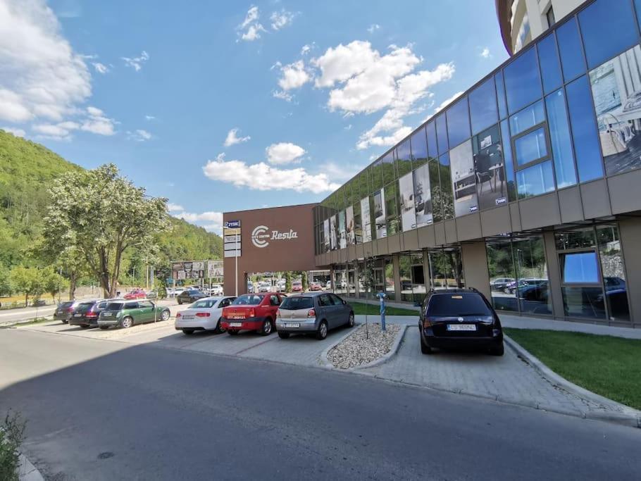 City Center Accommodation - 404 Resita Exterior foto
