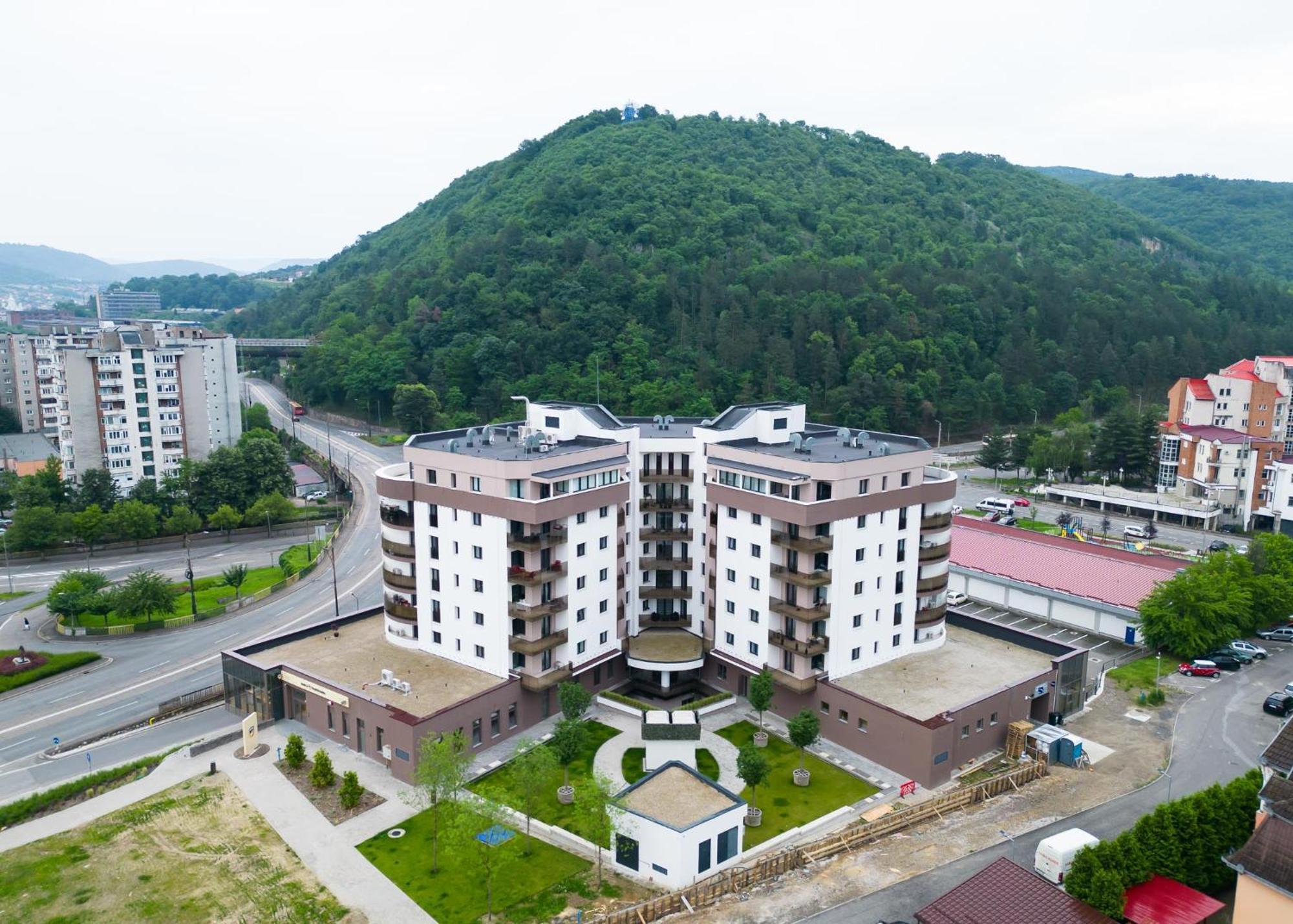 City Center Accommodation - 404 Resita Exterior foto